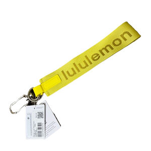 LULULEMON NEVER LOST KEYCHAIN DAGL/MELT COLOR ONE SIZE NWT